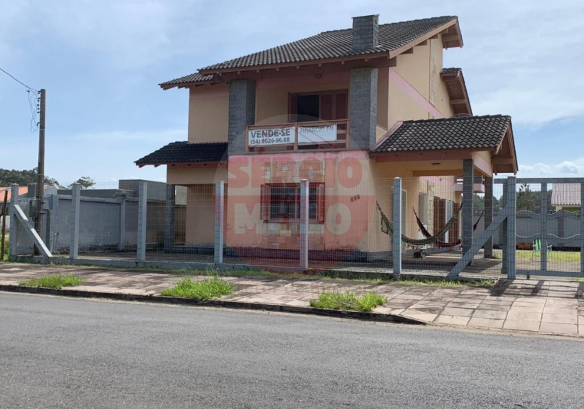 Sobrado 4 Dormitórios