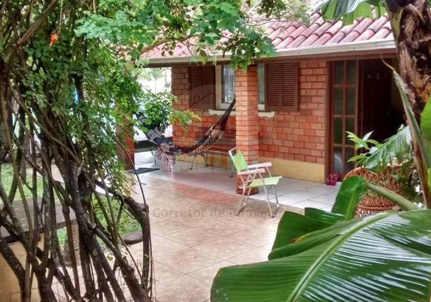 Casa 3 Dormitórios