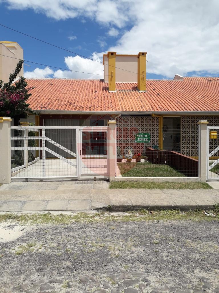 Casa Condomínio 2 Dormitórios