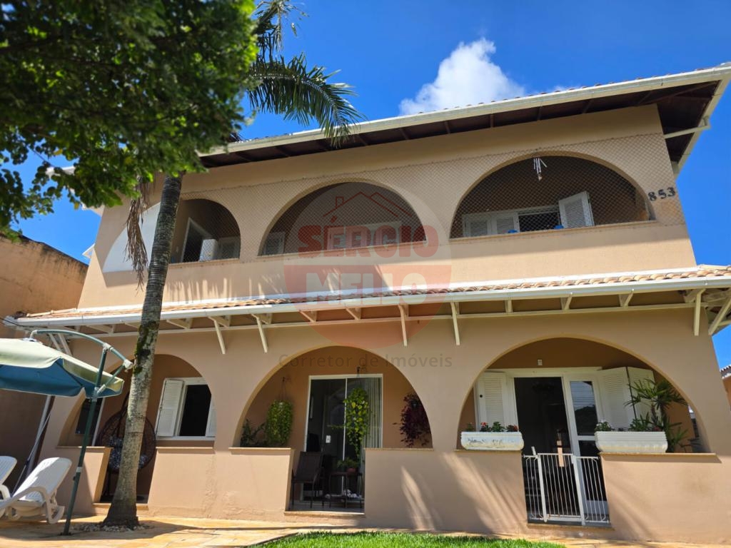 Sobrado 5 Dormitórios